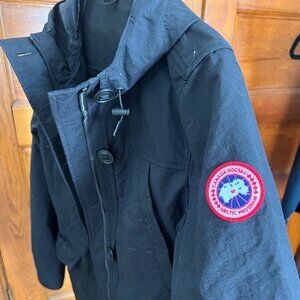 Canada Goose Rain Jacket, Women's Medium